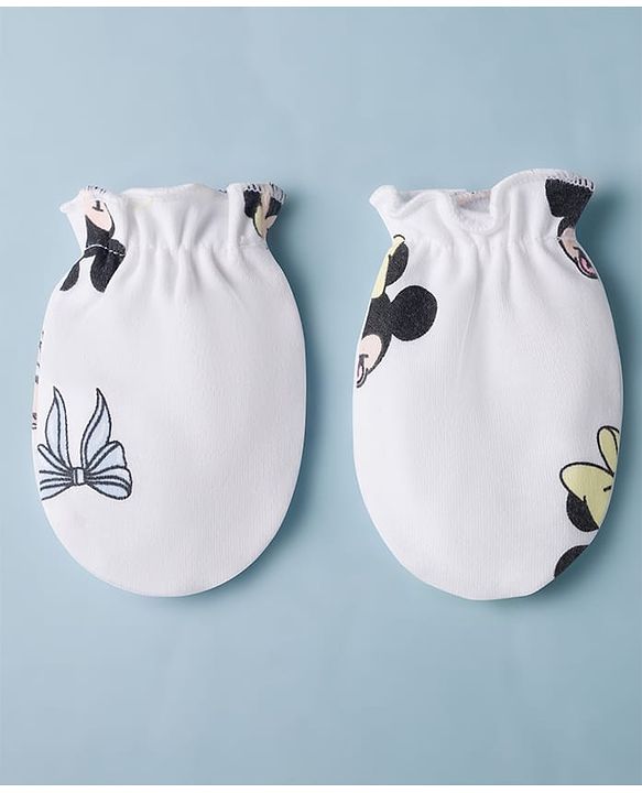 Babyhug Disney Interlock Knit Cap, Mitten & Booties Set With Minnie Mouse Graphics White - Diameter 15 cm