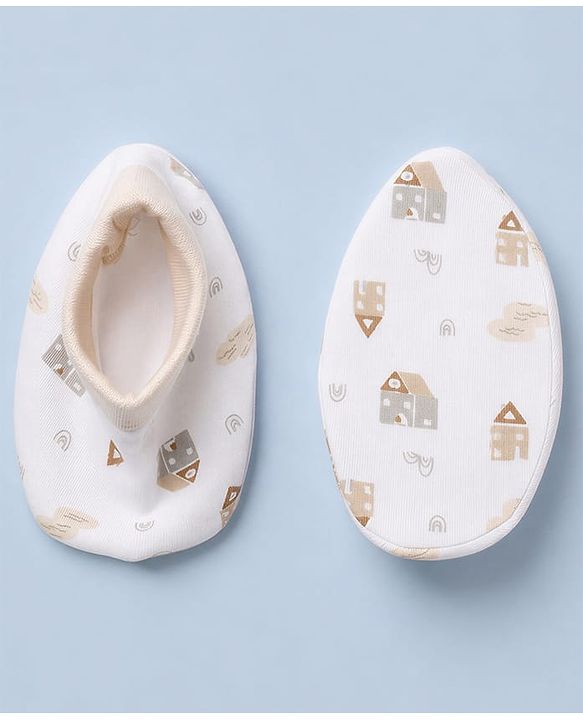 Babyhug 100% Cotton Knit Full Sleeves House Printed Onesie With Leggings & Cap Mittens & Booties Set - White & Beige