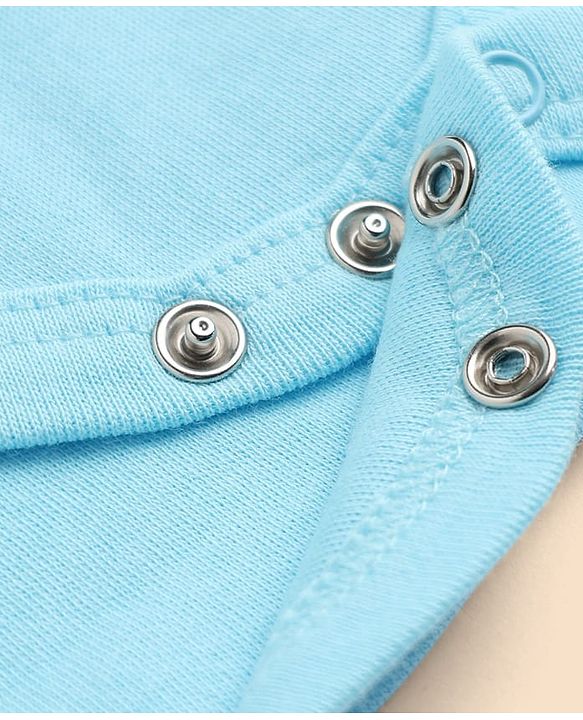 Babyhug 100% Cotton Interlock Knit Full Sleeves Animal Printed Onesies with Leggings & Cap Mittens and Booties - Light Blue