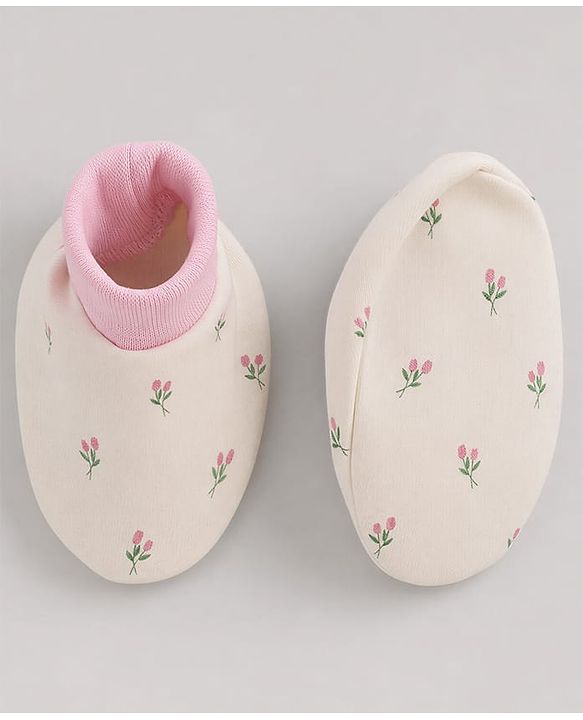Babyhug 100% Cotton Interlock Knit Cap Mittens & Booties Set With Floral Print & Bow Applique Off White - Diameter 15.5 cm