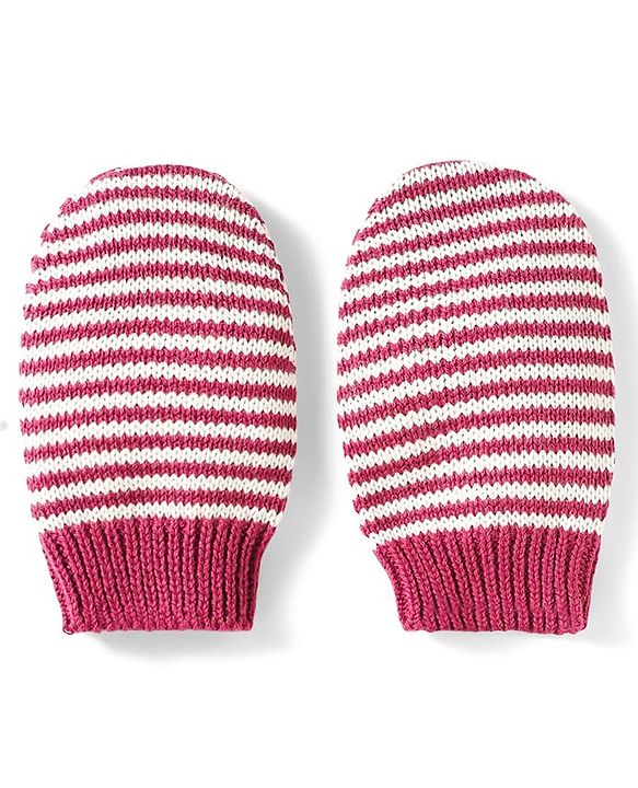 Babyhug 100% Cotton Knit Woollen Cap & Mittens Set With Floral Design Wine - Diameter 14.5 cm