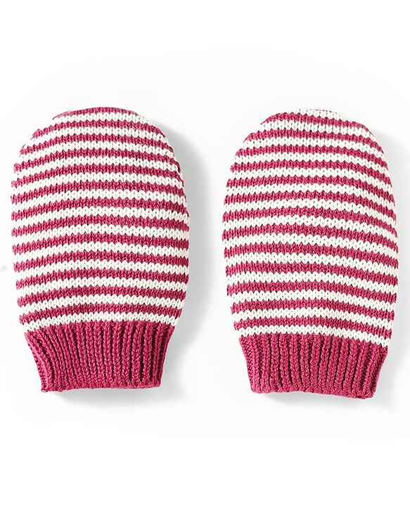 Babyhug 100% Cotton Knit Woollen Cap & Mittens Set With Floral Design Wine - Diameter 14.5 cm