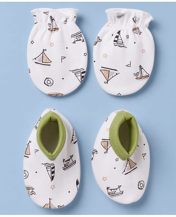 Babyhug 100% Cotton Knit Full Sleeves Nautical Theme Printed Onesie With Leggings & Cap Mittens & Booties Set - Green