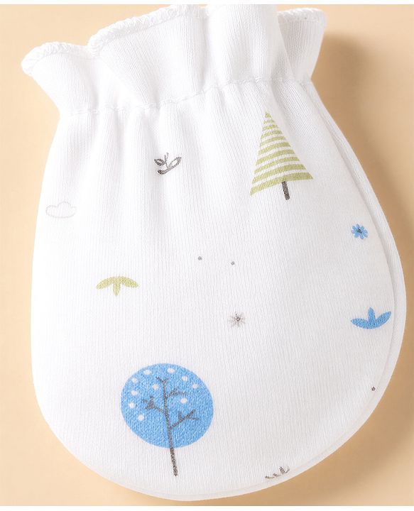 Babyhug 100% Cotton Car Printed Mittens & Booties - White