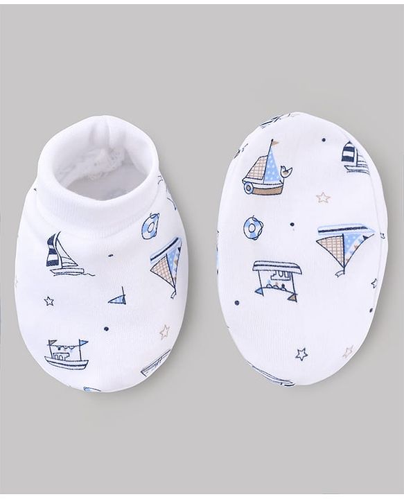 Babyhug 100% Cotton Knit Nautical Theme Printed Mittens & Booties Set - White