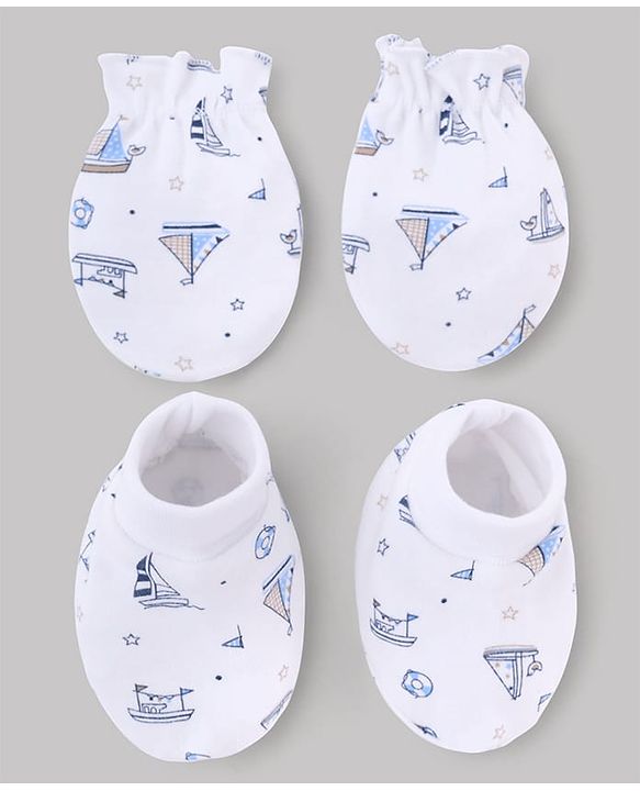 Babyhug 100% Cotton Knit Nautical Theme Printed Mittens & Booties Set - White