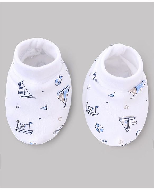 Babyhug 100% Cotton Knit Nautical Theme Printed Mittens & Booties Set - White