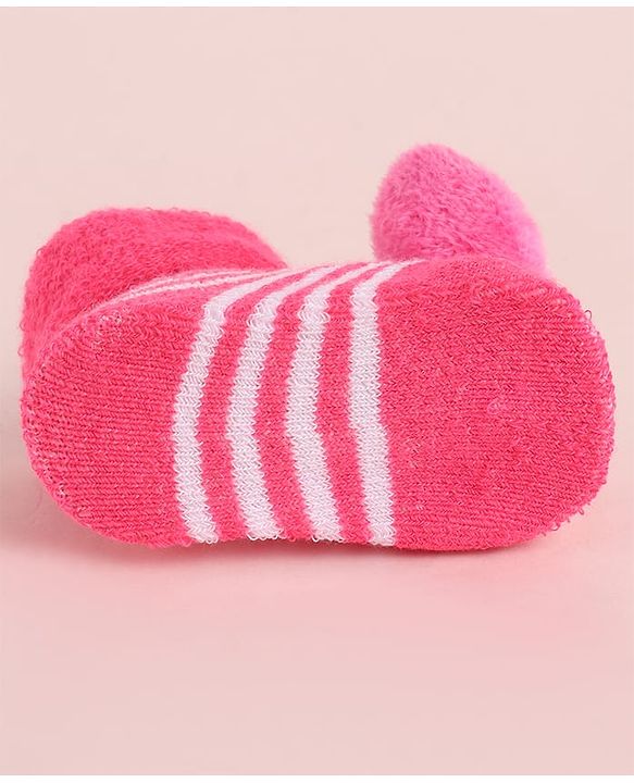 Cute Walk by Babyhug Fabric  Socks Shoes With  Large Heart Applique - Pink