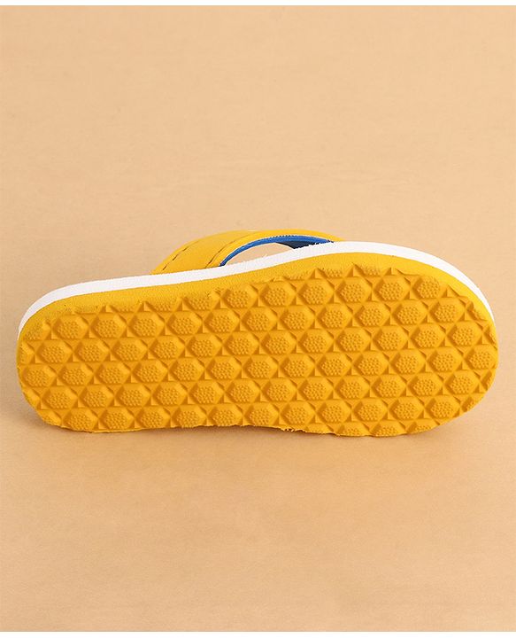 Cute Walk by Babyhug Slip Ons Flip Flop With Vehicle Print - White