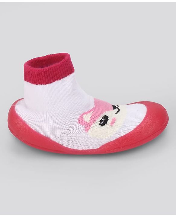 Cute Walk by Babyhug Slip On Closure Sock shoes With Fox Design - Pink