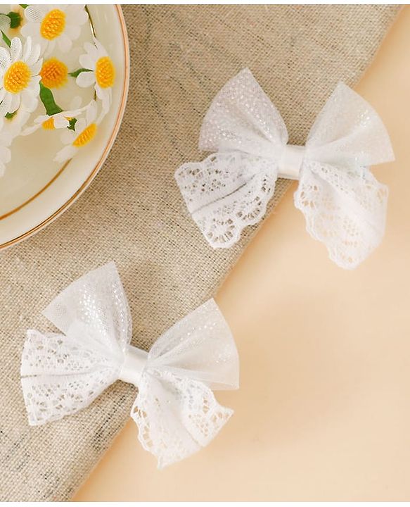 Babyhug Free Size Bow & Butterfly Clips - White