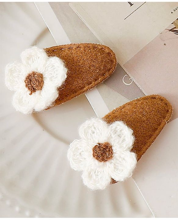 Babyhug Fashion Snap Hair Clips - Brown