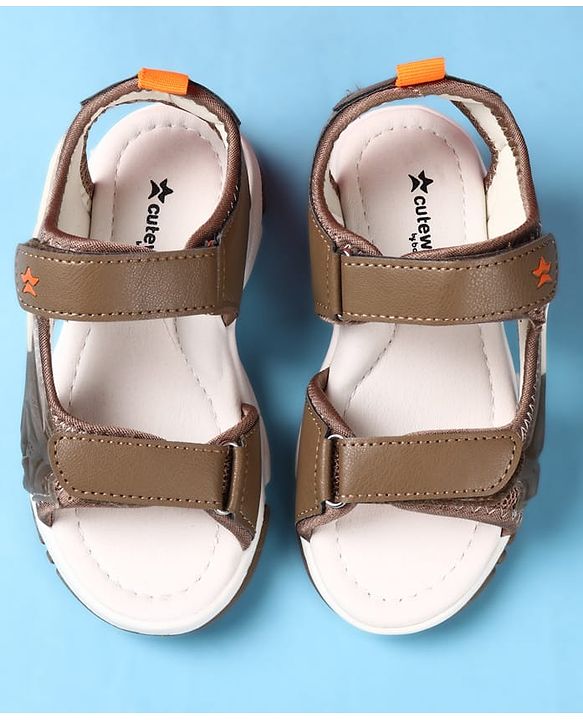 Cute Walk by Babyhug Velcro Closure Solid Sandal - Brown