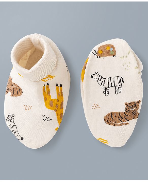 Babyhug 100% Cotton Interlock Knit Mittens & Booties with Jungle Theme - Cream
