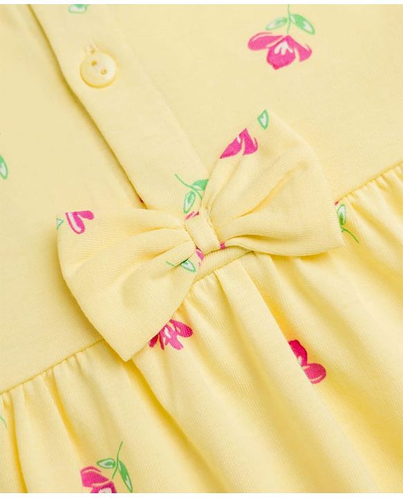 Babyhug 100% Cotton Single Jersey Knit Half Sleeves Floral Printed Frock With Bloomer With Bow Applique - Yellow