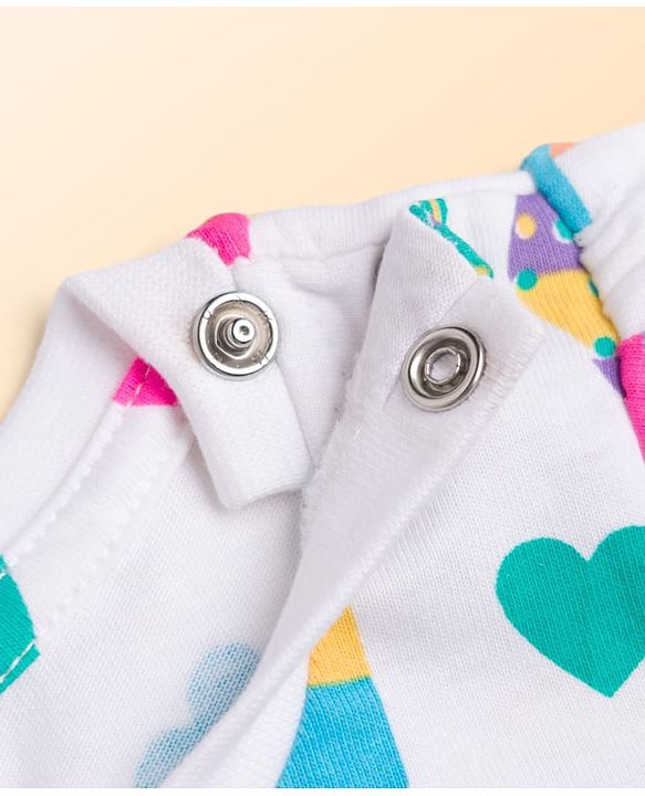 Babyhug 100% Cotton Knit Half Sleeves Hearts & Popsicles Printed Co-Ords T-Shirt & Capri Night Suit - White