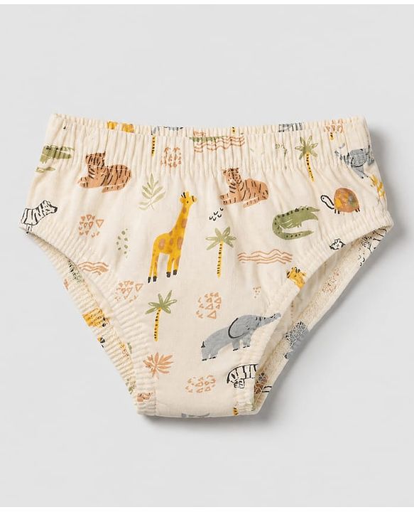 Babyhug 100% Cotton Single Jersey Knit Briefs with Elephant & Striped Giraffe Print Pack of 3 in Brown Cream & Blue