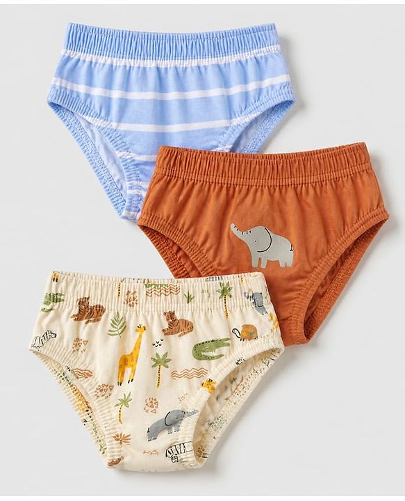 Babyhug 100% Cotton Single Jersey Knit Briefs with Elephant & Striped Giraffe Print Pack of 3 in Brown Cream & Blue