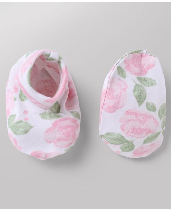 Babyhug 100% Cotton Interlock Knit Floral Printed Cap Mittens & Booties Set White - Diameter 11 Cm