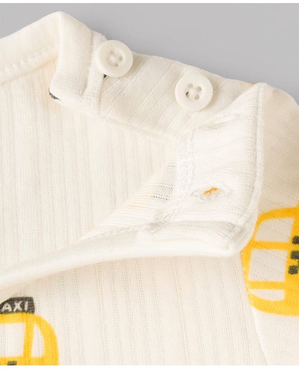 Babyhug Knit Full Sleeves Car Printed Thermal Wear Set - Off Whte