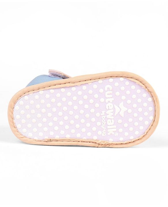 Cute Walk by Babyhug Velcro Closure Solid Booties - Light Blue