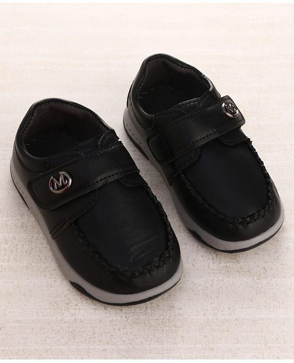 Cute Walk by Babyhug Velcro Closure Party Wear Shoes With Applique - Black