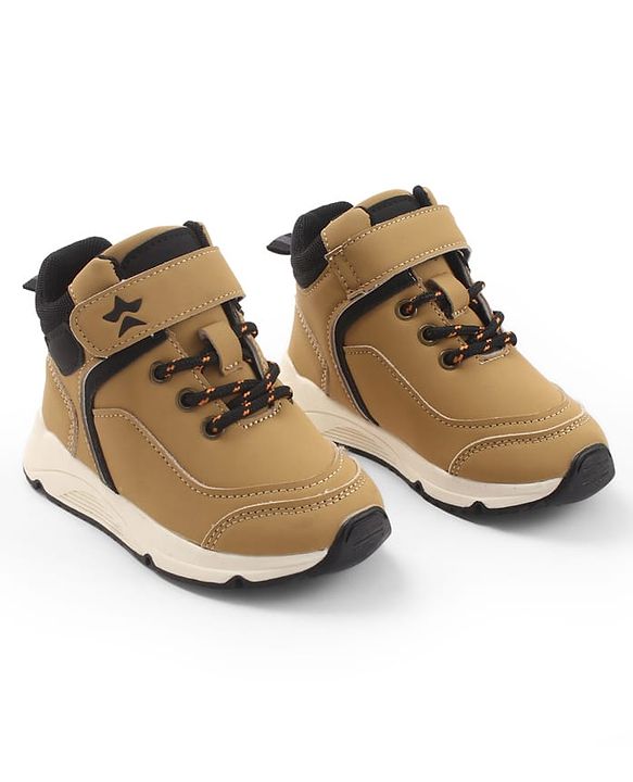 Cute Walk by Babyhug Velcro Closure Solid Winter Shoes - Beige