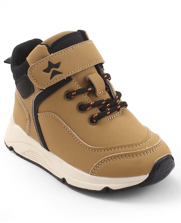 Cute Walk by Babyhug Velcro Closure Solid Winter Shoes - Beige