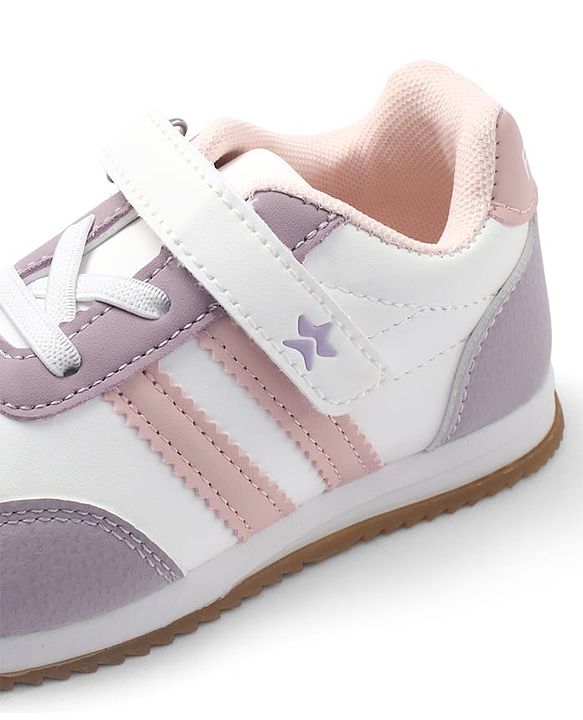 Cute Walk by Babyhug Velcro Closure Sport Shoes With Star Embroidery - Pink
