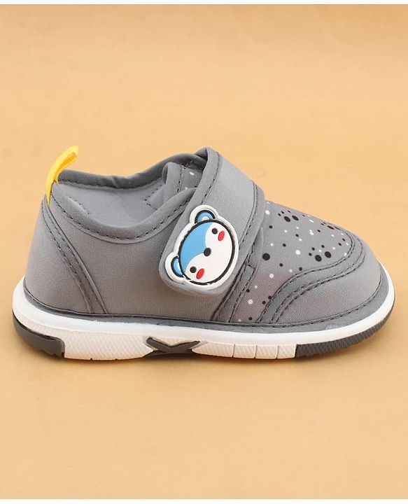 Cute Walk by Babyhug Velcro Closure Musical Shoes With Animal Applique - Grey