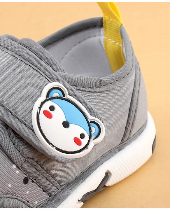 Cute Walk by Babyhug Velcro Closure Musical Shoes With Animal Applique - Grey