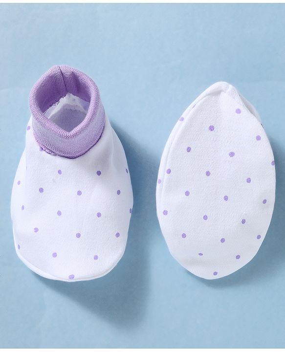 Babyhug 100% Cotton Knit Polka Dots & Animal Printed Cap Mittens & Booties Set Purple - Diameter 16 cm