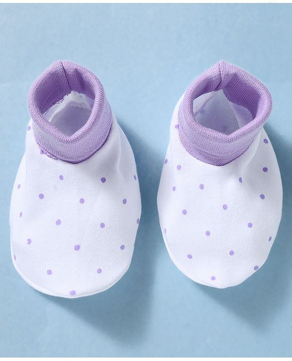 Babyhug 100% Cotton Knit Polka Dots & Animal Printed Cap Mittens & Booties Set Purple - Diameter 16 cm