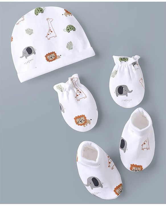 Babyhug 100% Cotton Knit Animal Printed Cap Mittens & Booties Set White - Diameter 32 cm
