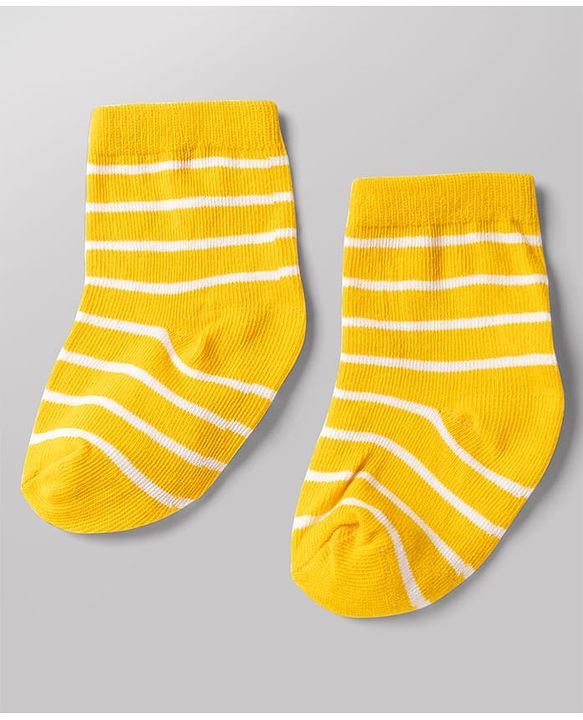 Cute Walk by Babyhug Non Terry Knit Anti-bacterial Ankle Length Striped Socks With Animal Design Pack of 3 - Green, White & Yellow