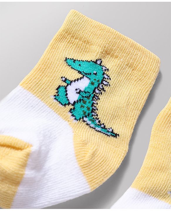 Cutewalk by Babyhug Anti-Bacterial Ankle Length Striped Socks With Dino Design Pack Of 3 - White