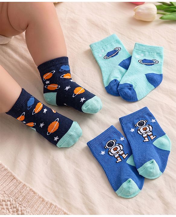Cute Walk by Babyhug Knit Ankle Length Antibacterial Socks With Space Theme Design Pack Of 3 -Blue