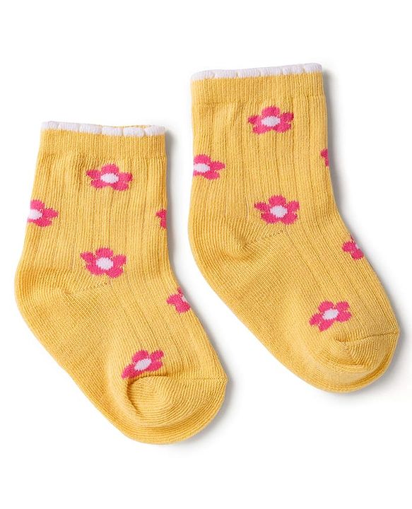 Cute Walk by Babyhug Knit Ankle Length Antibacterial Socks with Floral Design - Pink & Yellow