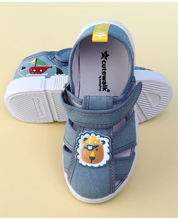 Cute Walk by Babyhug Velcro Closure Sandal With Lion Applique - Blue