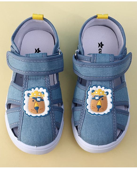 Cute Walk by Babyhug Velcro Closure Sandal With Lion Applique - Blue