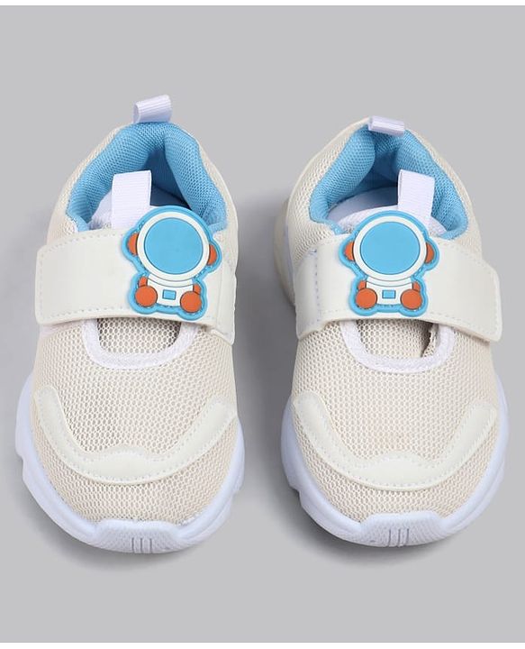 Cute Walk by Babyhug Velcro Closure Sneaker Shoes With Astronaut Applique - White