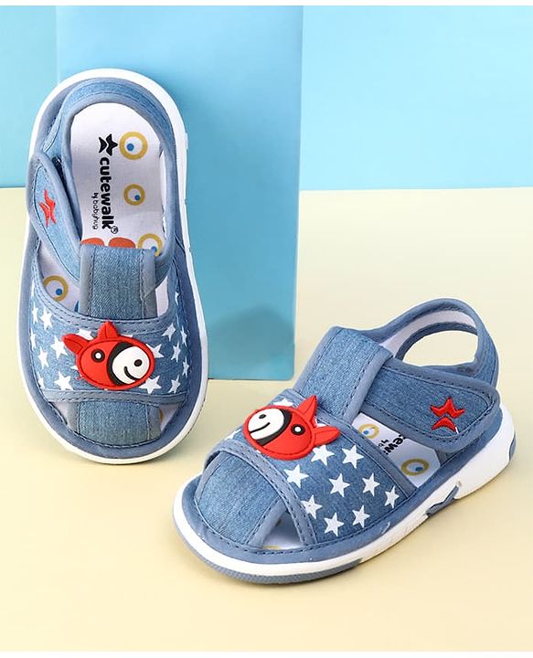 Cute Walk by Babyhug Velcro Closure Musical Sandal With Star Print & Fish Applique - Blue