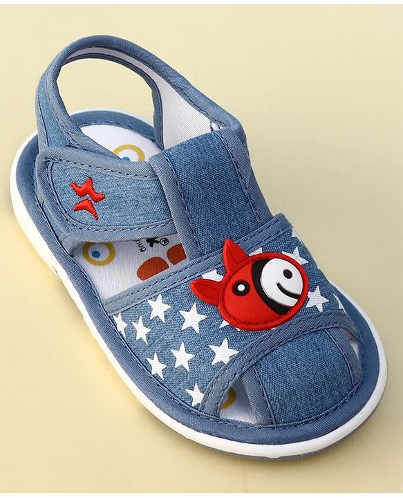 Cute Walk by Babyhug Velcro Closure Musical Sandal With Star Print & Fish Applique - Blue