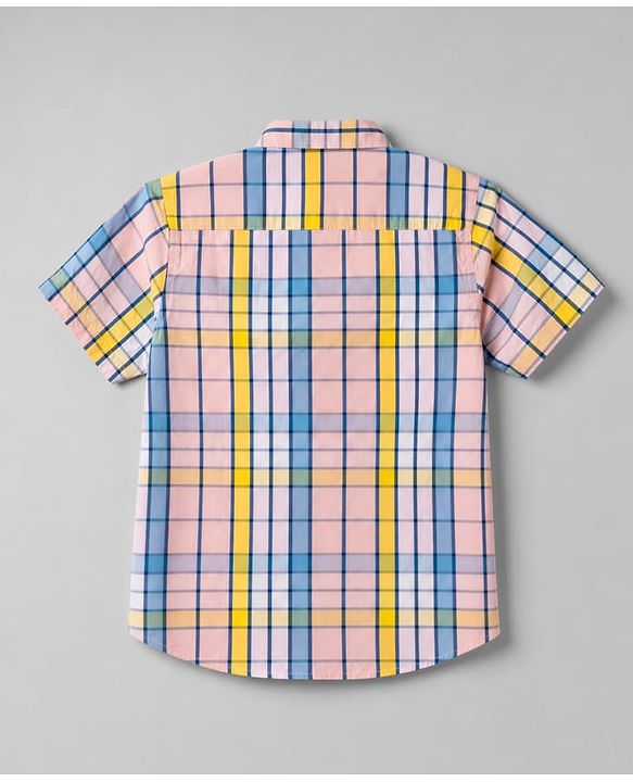 Pine Kids Cotton Woven Half Sleeves Checks Shirts and T-Shirt with Enjoy Beach Paradise Print - Pink