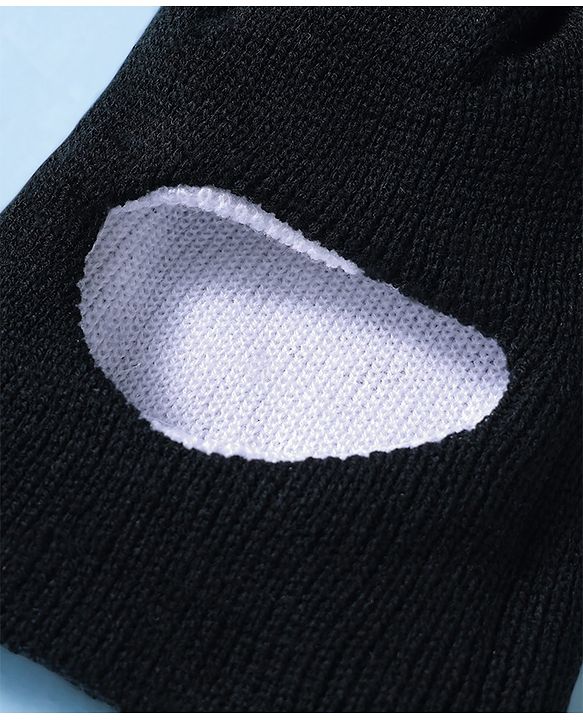 Babyhug Knit Solid Reversible Monkey Cap Black & White - Diameter 10 cm