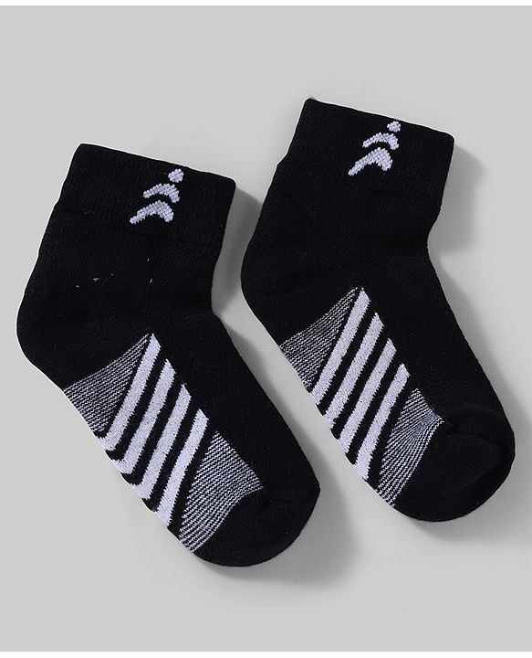 Pine Active Cotton Lycra Knit Terry Breathable Ankle Length Athletic Socks Pack of 3 - White & Black