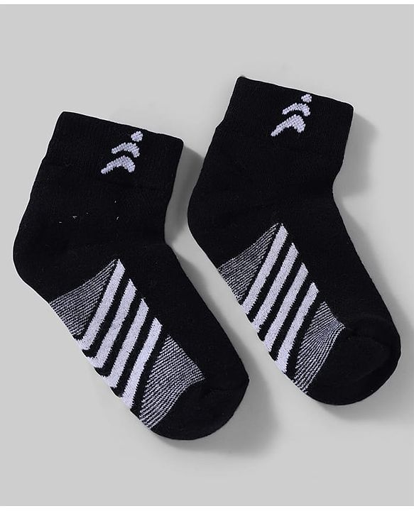 Pine Active Cotton Lycra Knit Terry Breathable Ankle Length Athletic Socks Pack of 3 - White & Black