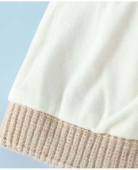 Babyhug Woollen Cap & Muffler With Dino Applique in White - Diameter 16.5 cm