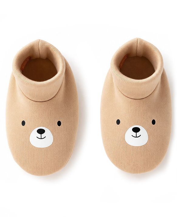 Babyhug 100% Cotton Interlock Knit Cap Mitten & Booties with Bear Print & Applique Tan - Diameter 19 cm