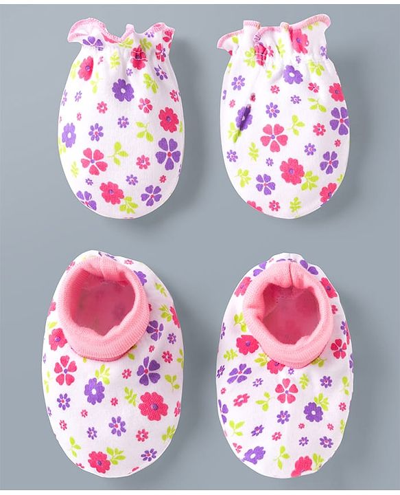 Babyhug 100% Cotton Interlock Knit Mittens & Booties Set With Floral Print - Pink
